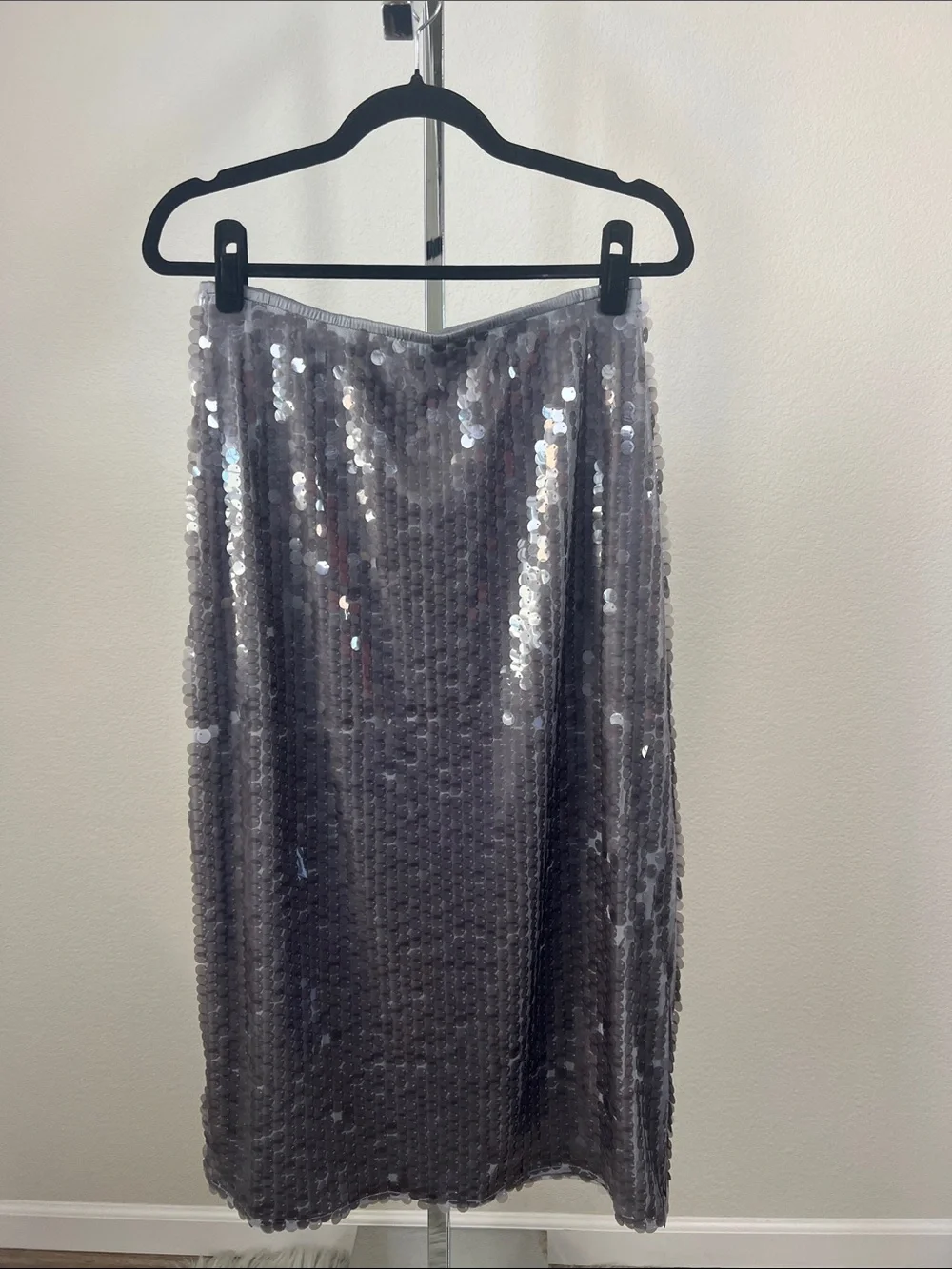 Old Navy Silver Sequin Midi Skirt size Medium Elegant Party Skirt